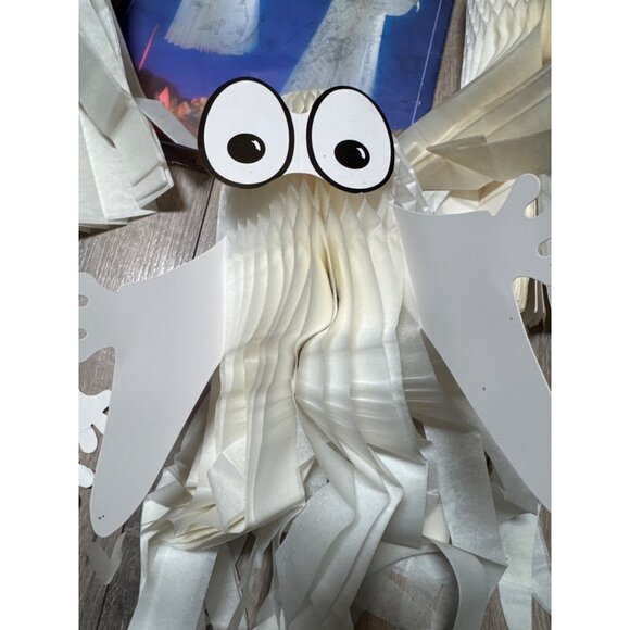 Vintage Halloween Party Hanging Ghost Decorations Set With Bat & Paper Ghosts - Picture 4 of 8